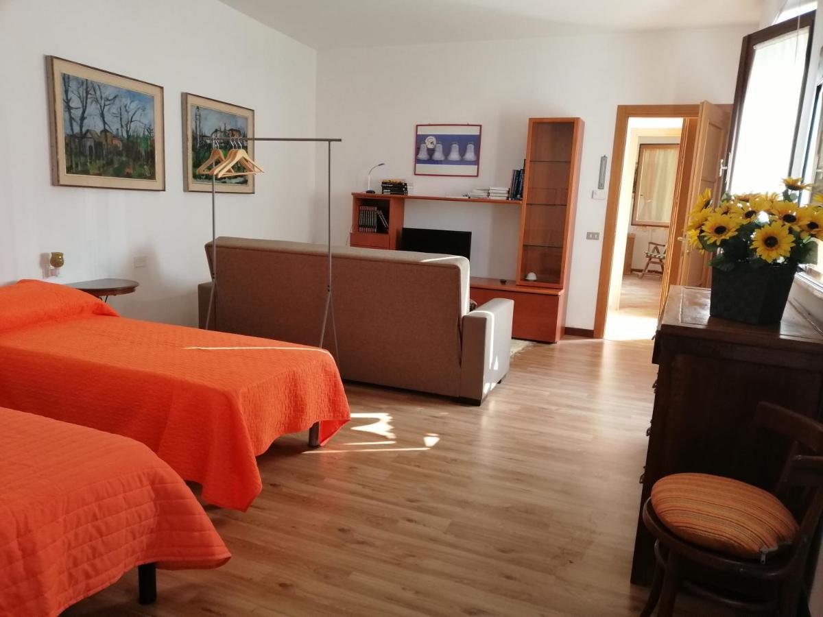 Appartamento Le Campanelle San Felice del Benaco Eksteriør billede